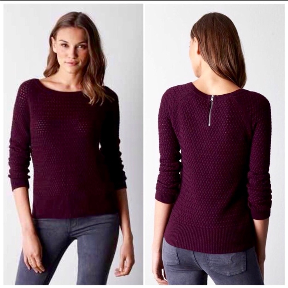American Eagle Maroon Sweater Zipper Back - Small